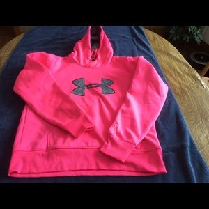 Under Armour hoodie/sweatshirt L bright pink
